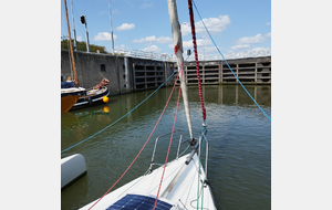 Passage de notre troisième écluse de la journée : celle du Volkerak.