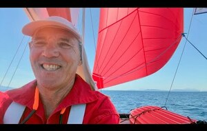 3/ RAID EN TRIMARAN / CAP À L’EST 🧭 / ÉPISODE 3 / MOUILLAGE À L’ÎLE D’ELBE .