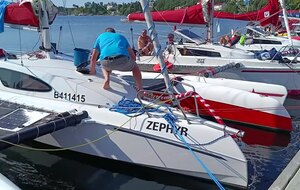 5 Trimarans Astus en Suède
